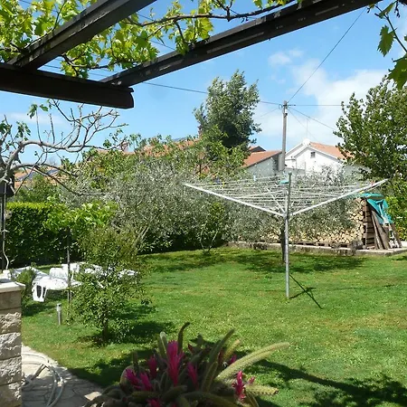 Mirela Διαμέρισμα *