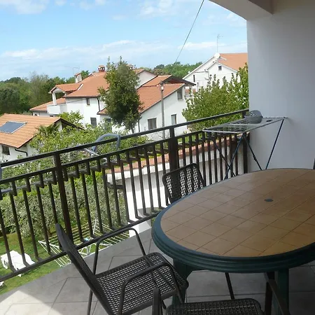 Mirela Apartmán *